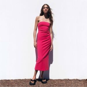 ZARA - NWOT Fuchsia Strapless Midi Dress